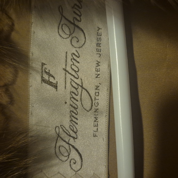 Sheared Mink fur coat with fox collar medium length - Picture 6 of 7